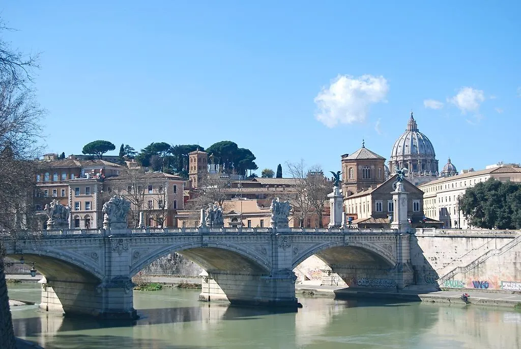 San Pietro Roma Suite